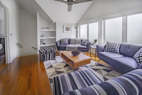 Bayview Loft - Sunshine Coast Tourism 2