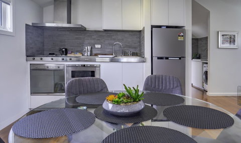 Bayview Loft - Sunshine Coast Tourism 18