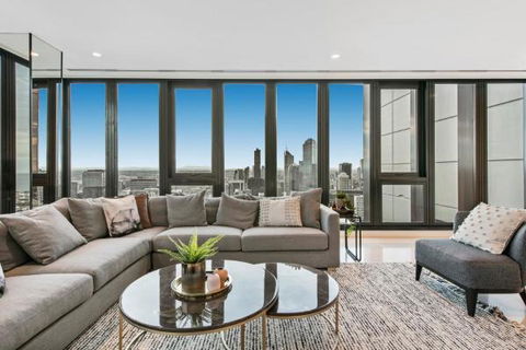 Experience Platinum Hotel Apartments - Sunshine Coast Tourism 16