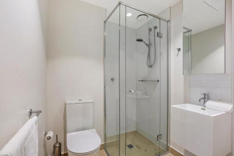 Experience Platinum Hotel Apartments - Sunshine Coast Tourism 22