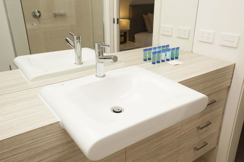 7 Falls Apartments - Sunshine Coast Tourism 16