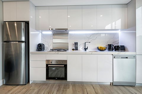Manhattan Apartments - Caulfield North - Holiday Sunshine Coast 11