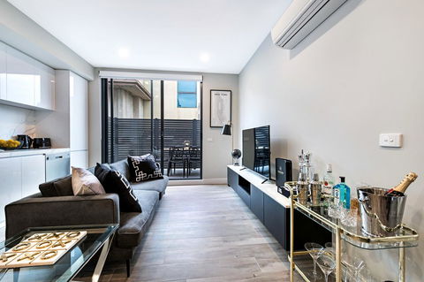 Manhattan Apartments - Caulfield North - Holiday Sunshine Coast 5