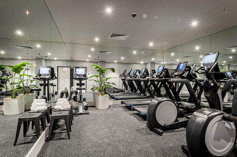 Brady Hotels Jones Lane - Sunshine Coast Tourism 24