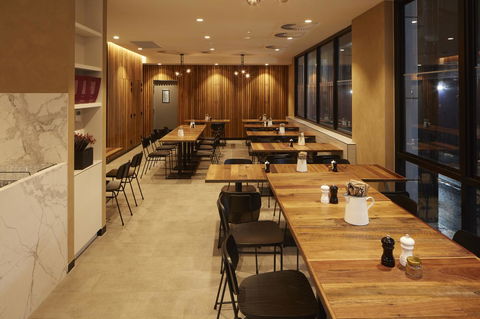 Brady Hotels Jones Lane - Sunshine Coast Tourism 20