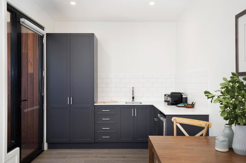 Brooklands Apartments - Sunshine Coast Tourism 3