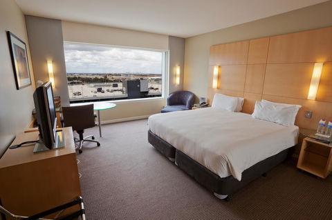 PARKROYAL Melbourne Airport - Sunshine Coast Tourism 32