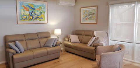 Oxford Rise Apartment - Sunshine Coast Tourism 0