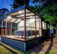 Bright Freeburgh Caravan Park - Holiday Sunshine Coast