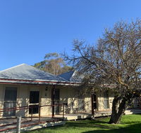 Dunkeld Studio Accommodation - Holiday Sunshine Coast
