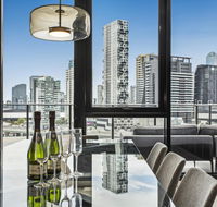 Serviced Apartments Melbourne - Teri - Sunshine Coast Tourism