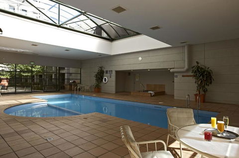 Grand Hotel Melbourne - Sunshine Coast Tourism 1