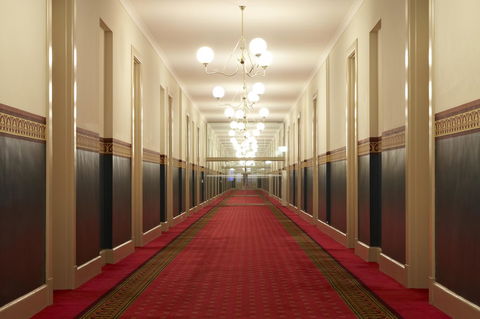 Grand Hotel Melbourne - Sunshine Coast Tourism 14