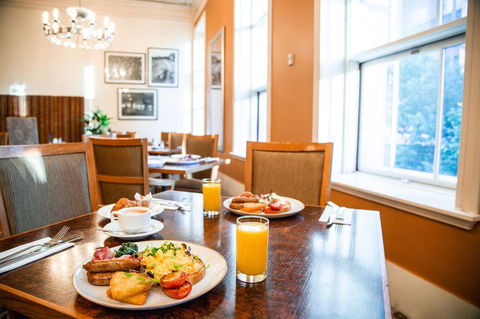 The Savoy Hotel On Little Collins Melbourne - Sunshine Coast Tourism 29