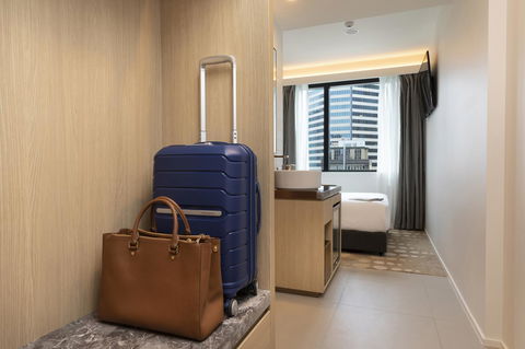 Ibis Melbourne Central - Sunshine Coast Tourism 39