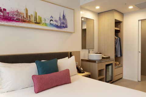 Ibis Melbourne Central - Sunshine Coast Tourism 40