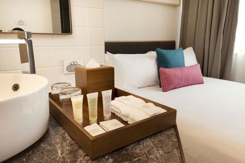 Ibis Melbourne Central - Sunshine Coast Tourism 30