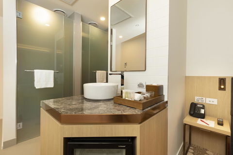 Ibis Melbourne Central - Sunshine Coast Tourism 31