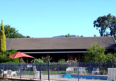Greenvale Holiday Units - Sunshine Coast Tourism 16