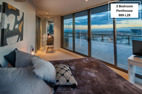 Orange Stay Apartments - Holiday Sunshine Coast 12