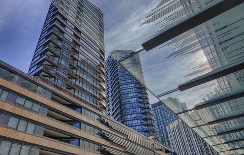 Orange Stay Apartments - Holiday Sunshine Coast 1