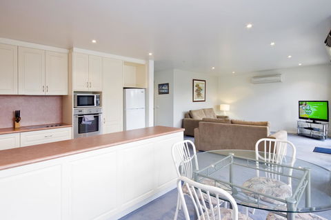 Anchorage Motel & Villas Lorne - Holiday Sunshine Coast 19