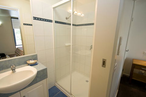 Anchorage Motel & Villas Lorne - Holiday Sunshine Coast 16
