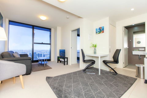 Melbourne SkyHigh Apartments - Sunshine Coast Tourism 5