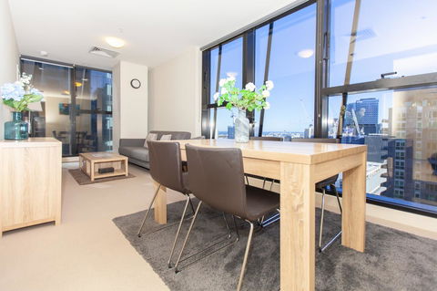 Melbourne SkyHigh Apartments - Sunshine Coast Tourism 4