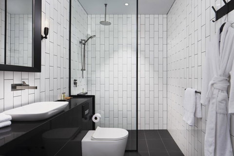 DoubleTree By Hilton Melbourne - Holiday Sunshine Coast 5