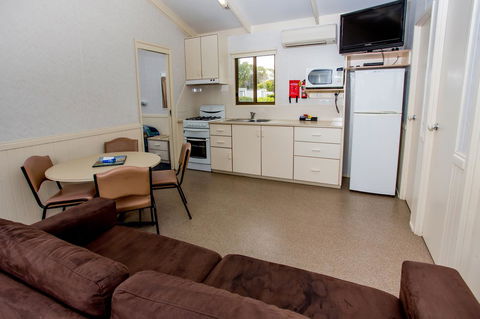 Discovery Parks - Warrnambool - Sunshine Coast Tourism 21