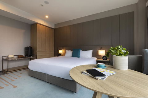 Novotel Melbourne Central - Sunshine Coast Tourism 13