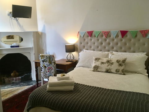 The Alexandra Hotel - Sunshine Coast Tourism 19