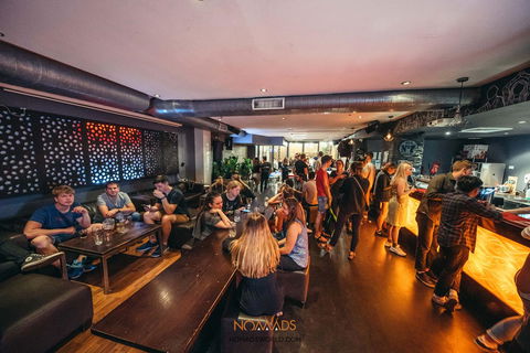 Nomads Melbourne Backpackers - Sunshine Coast Tourism 14