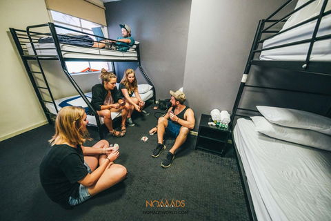 Nomads Melbourne Backpackers - Sunshine Coast Tourism 31