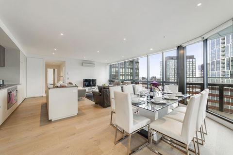 Best Views On Collins - Holiday Sunshine Coast 2