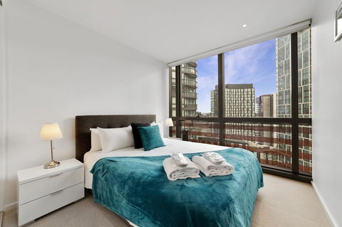 Best Views On Collins - Holiday Sunshine Coast 22