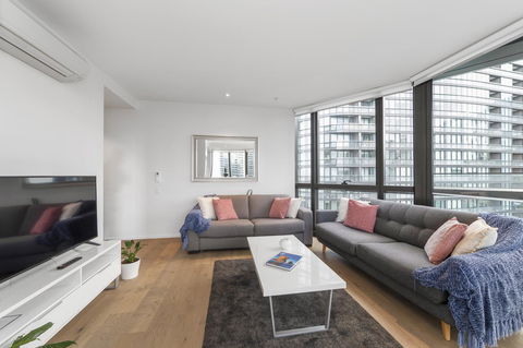 Best Views On Collins - Holiday Sunshine Coast 26