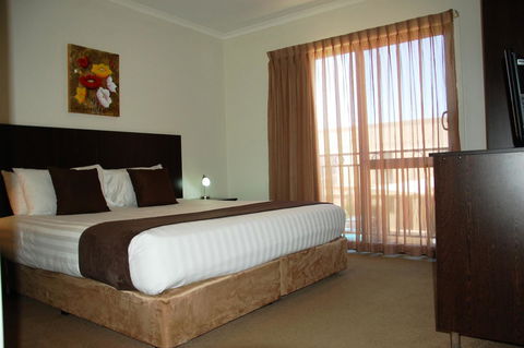 Mercure Hotel Mildura - Sunshine Coast Tourism 28