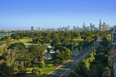 Mercure Melbourne Albert Park - Holiday Sunshine Coast 23