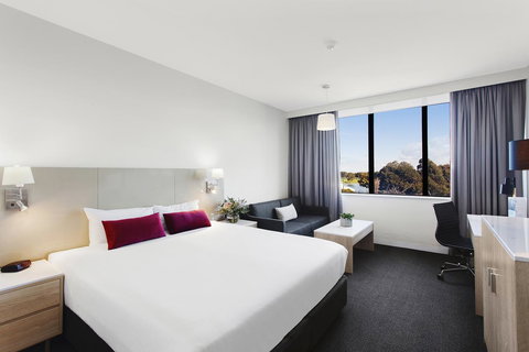 Mercure Melbourne Albert Park - Holiday Sunshine Coast 8