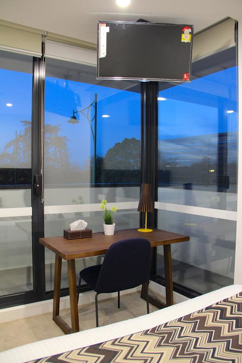 Whitehorse Apartments Hotel - Sunshine Coast Tourism 17