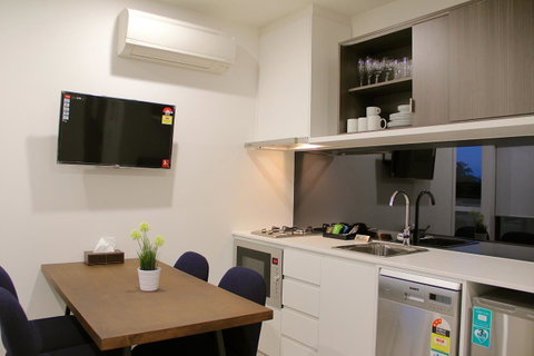 Whitehorse Apartments Hotel - Sunshine Coast Tourism 20