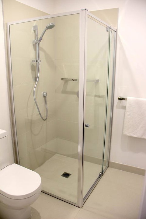 Whitehorse Apartments Hotel - Sunshine Coast Tourism 24