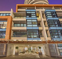 Melbourne Holiday Apartments Flinders Wharf - Sunshine Coast Tourism
