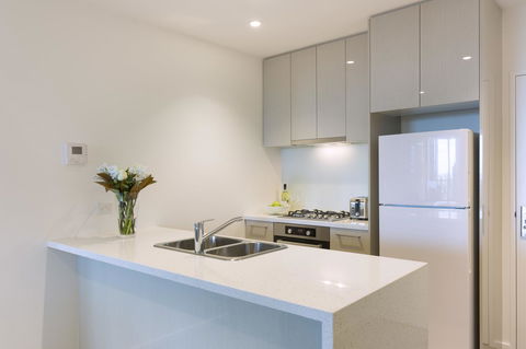 City Tempo - Lonsdale St - Sunshine Coast Tourism 7