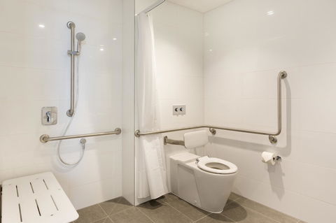 City Tempo - Lonsdale St - Sunshine Coast Tourism 19