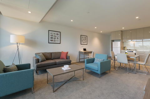 City Tempo - Lonsdale St - Sunshine Coast Tourism 15