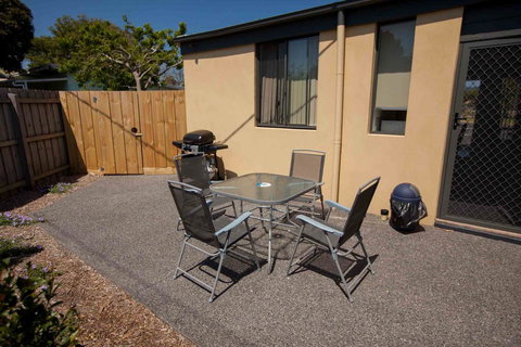 Bay Motel Safety Beach - Sunshine Coast Tourism 26