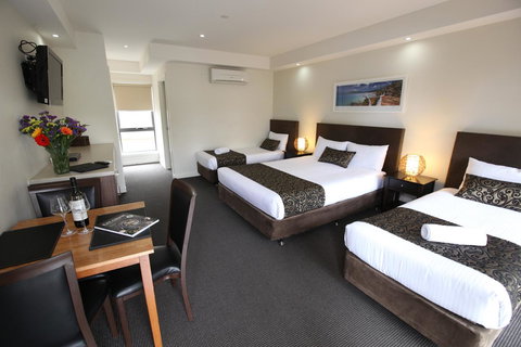 Bay Motel Safety Beach - Sunshine Coast Tourism 6